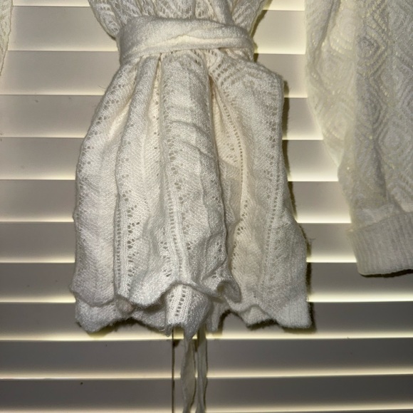 City Chic Cream Textured Wrap Robe - Picture 6 of 9